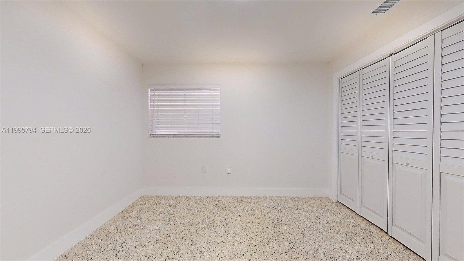 RIVERSIDE FARMS - Residential Lease