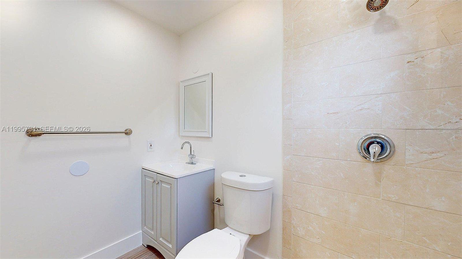 RIVERSIDE FARMS - Residential Lease