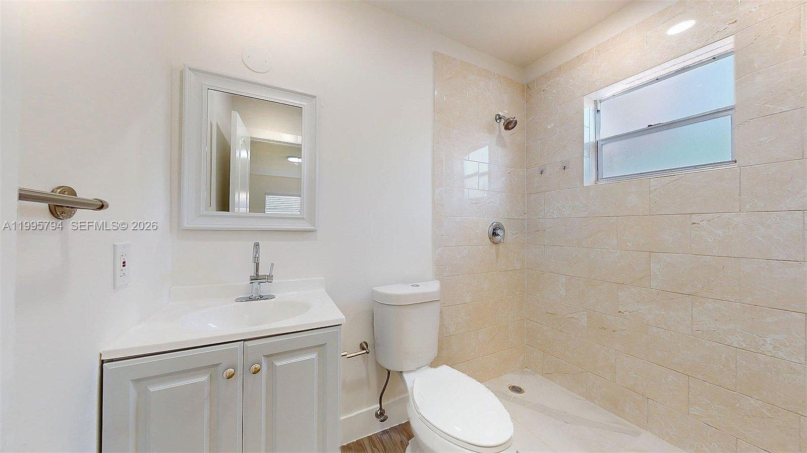 RIVERSIDE FARMS - Residential Lease