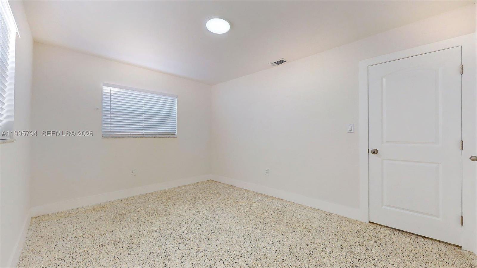 RIVERSIDE FARMS - Residential Lease