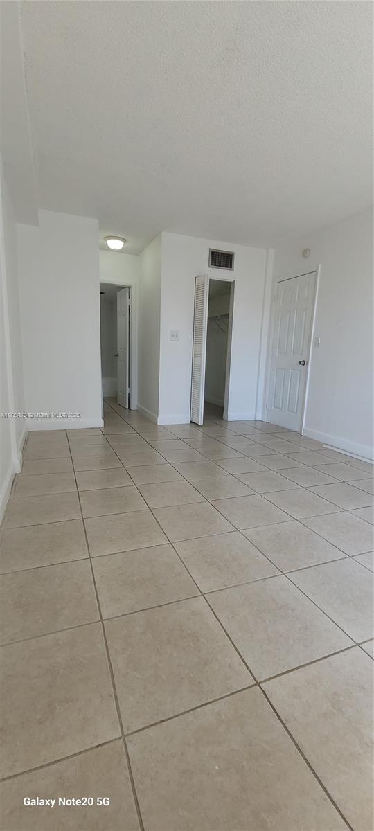 THE BERKELEY CONDO - Residential