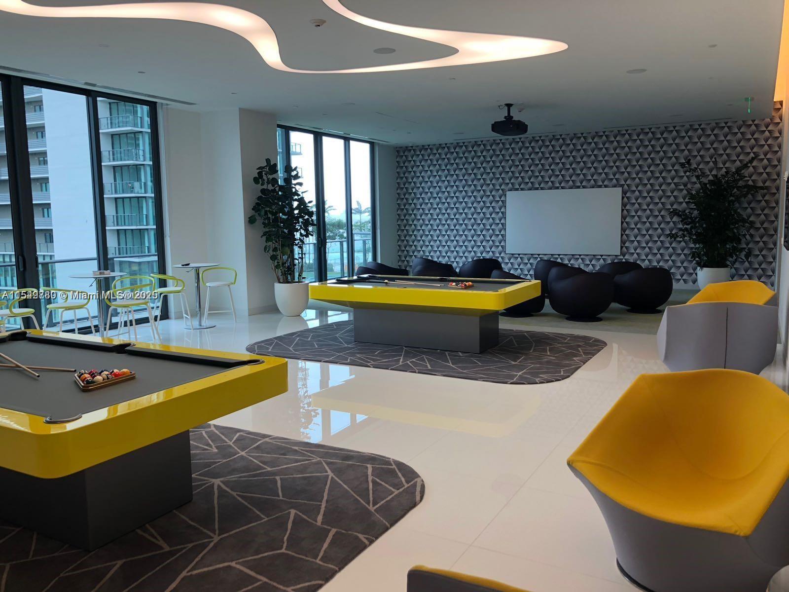 PARAISO BAYVIEWS CONDO - Residential