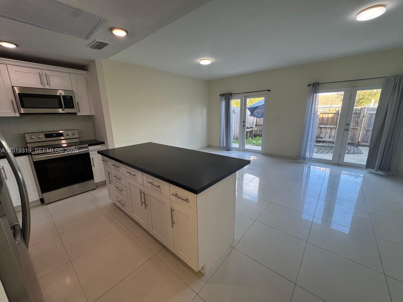 VITTORIA GARDENS - Residential