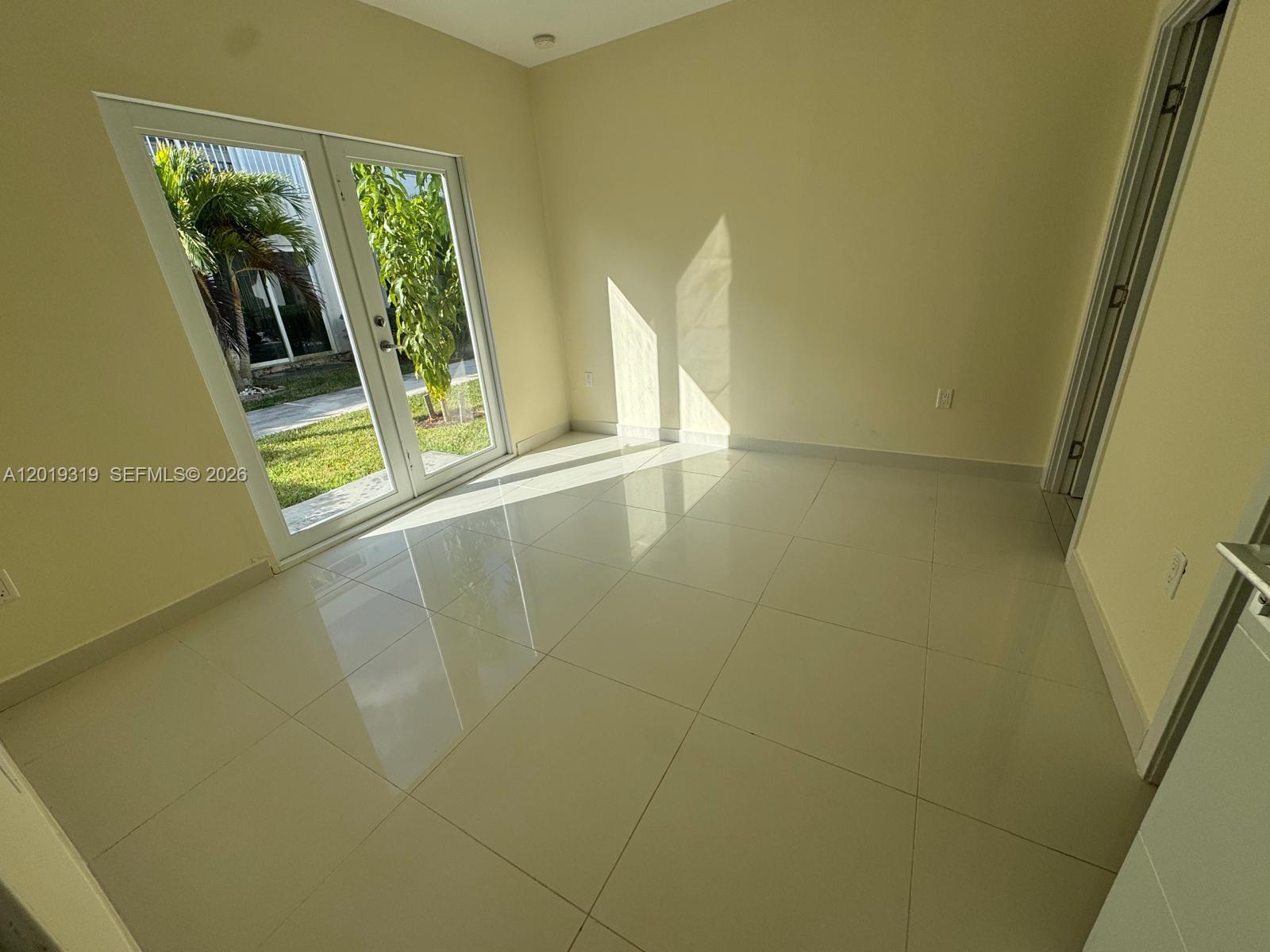 VITTORIA GARDENS - Residential