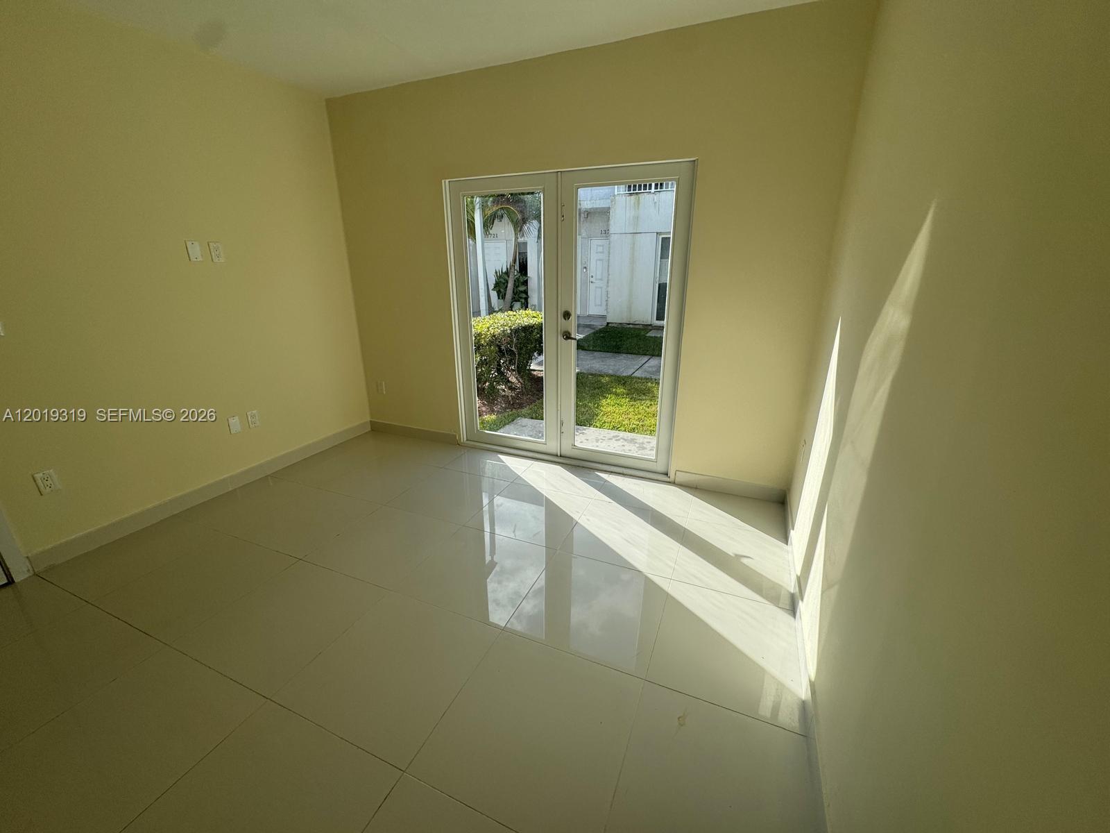 VITTORIA GARDENS - Residential