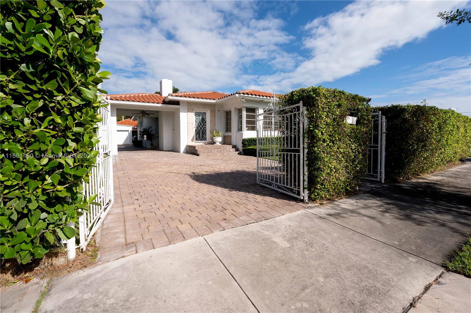 501 SW 24th Rd 501