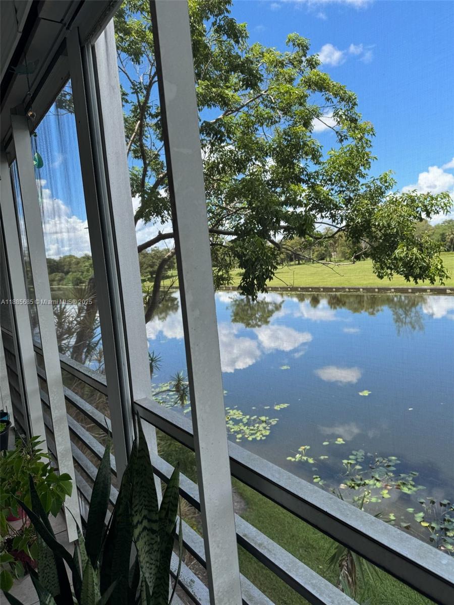 LAS VISTAS F IN INVERRARY - Residential