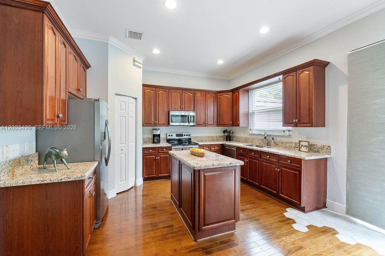 SABAL LAKES PH 4 - Residential