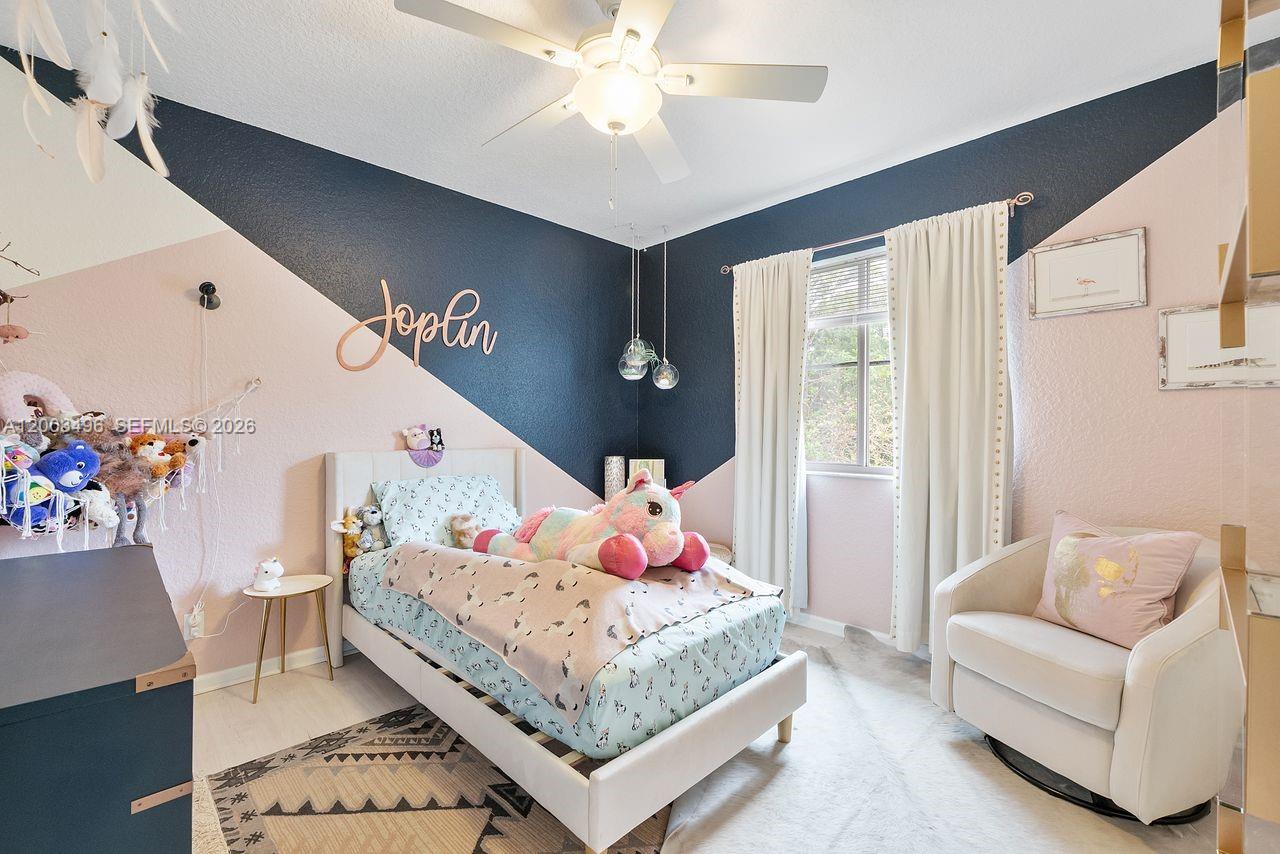 SABAL LAKES PH 4 - Residential