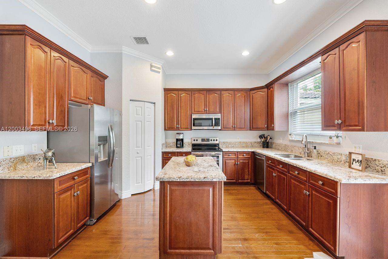 SABAL LAKES PH 4 - Residential