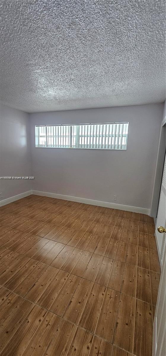LAKES OF INVERRARY CONDO - Residential Lease