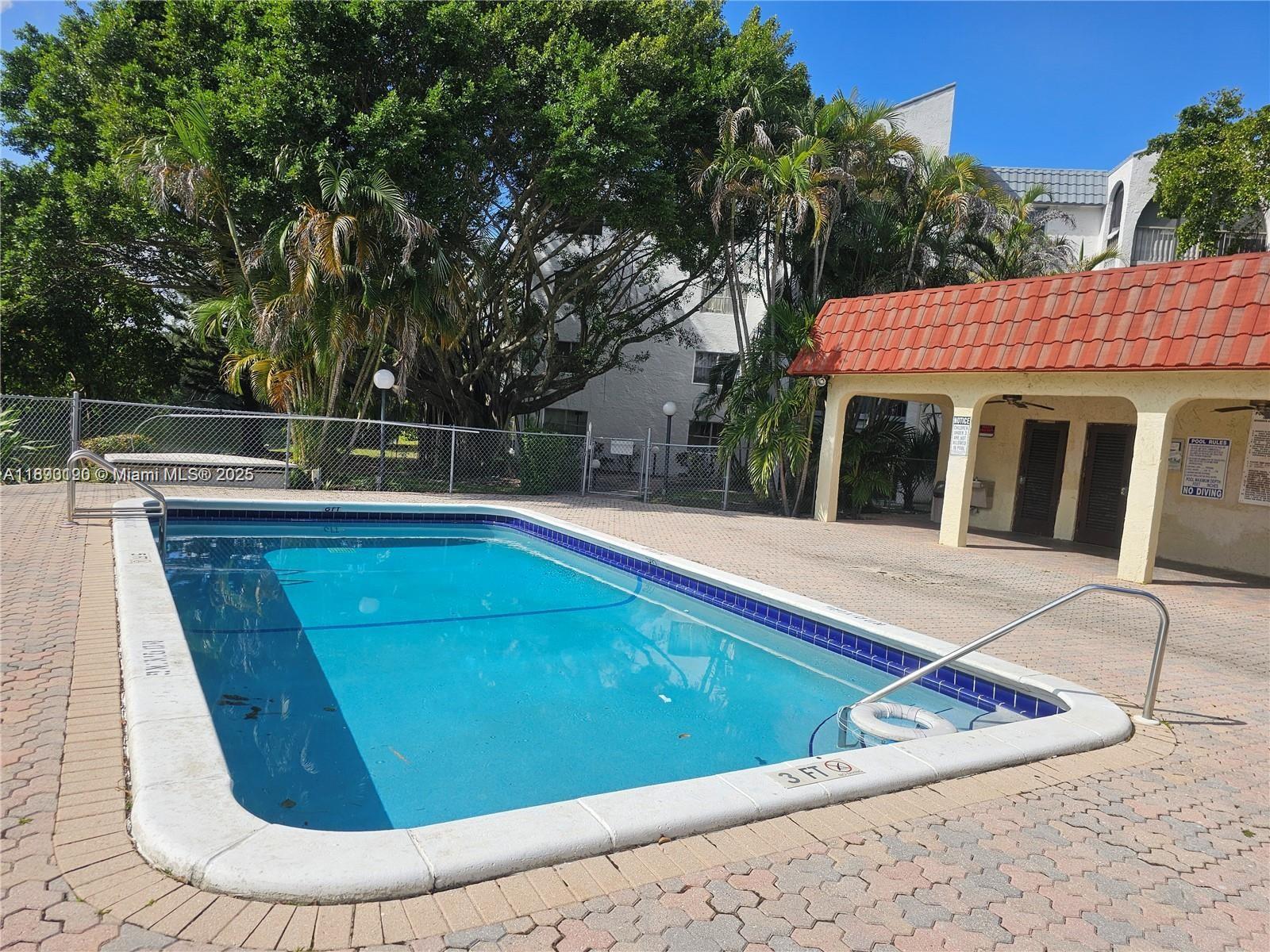 LAKES OF INVERRARY CONDO - Residential Lease