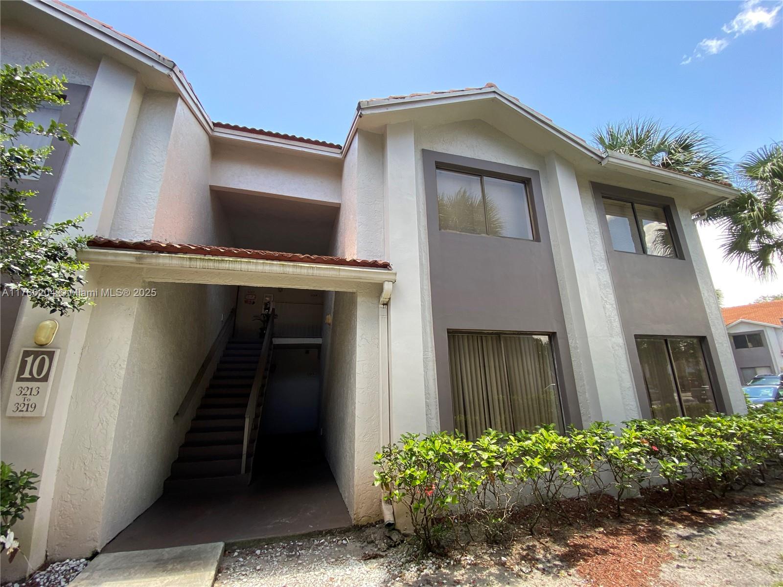 Rental Property at 3245 Coral Lake Way 3245, Coral Springs, Broward County, Florida - Bedrooms: 2 
Bathrooms: 2  - $1,850 MO.