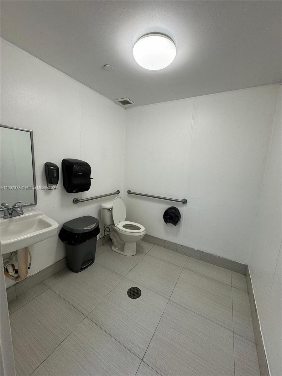 View photos, virtual tours, details... 14616 SW 8th St