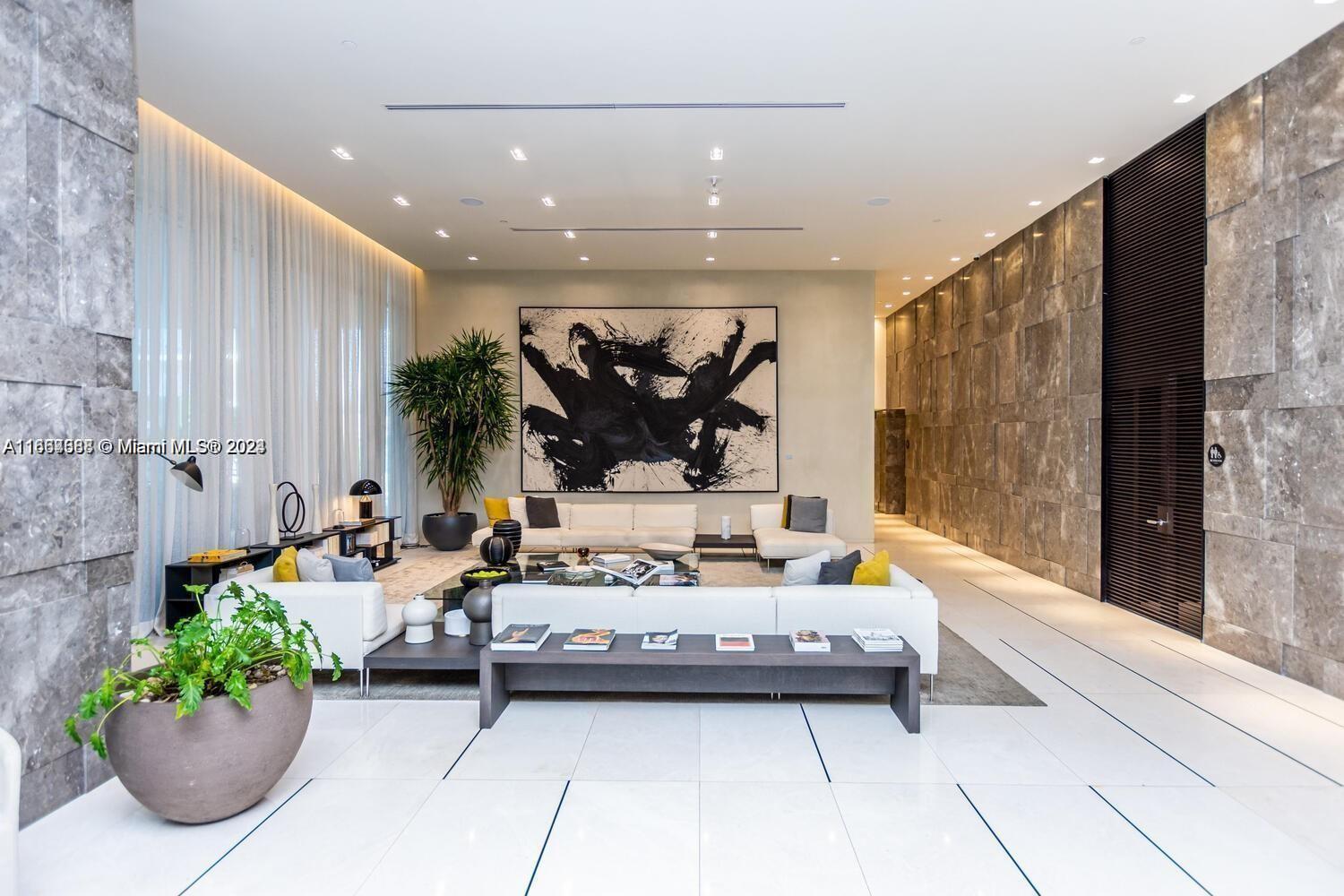 GRAN PARAISO CONDO - Residential