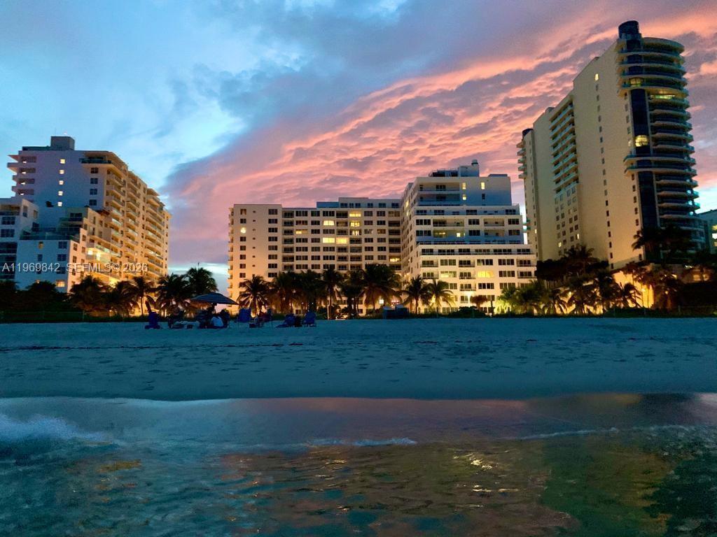 THE CARRIAGE CLUB NORTH C - Residential Lease