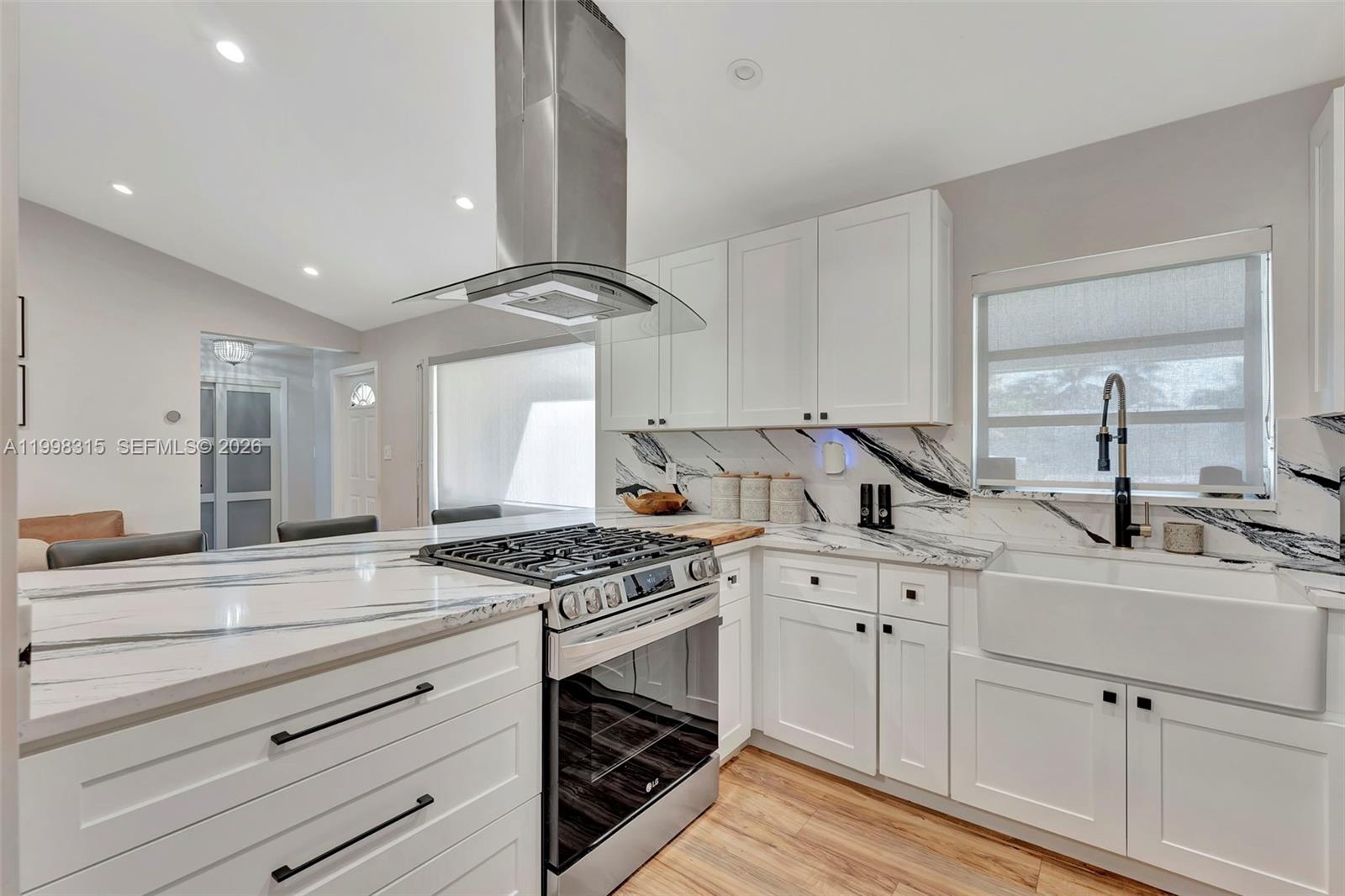 LAKEVIEW HEIGHTS NO 2 - Residential