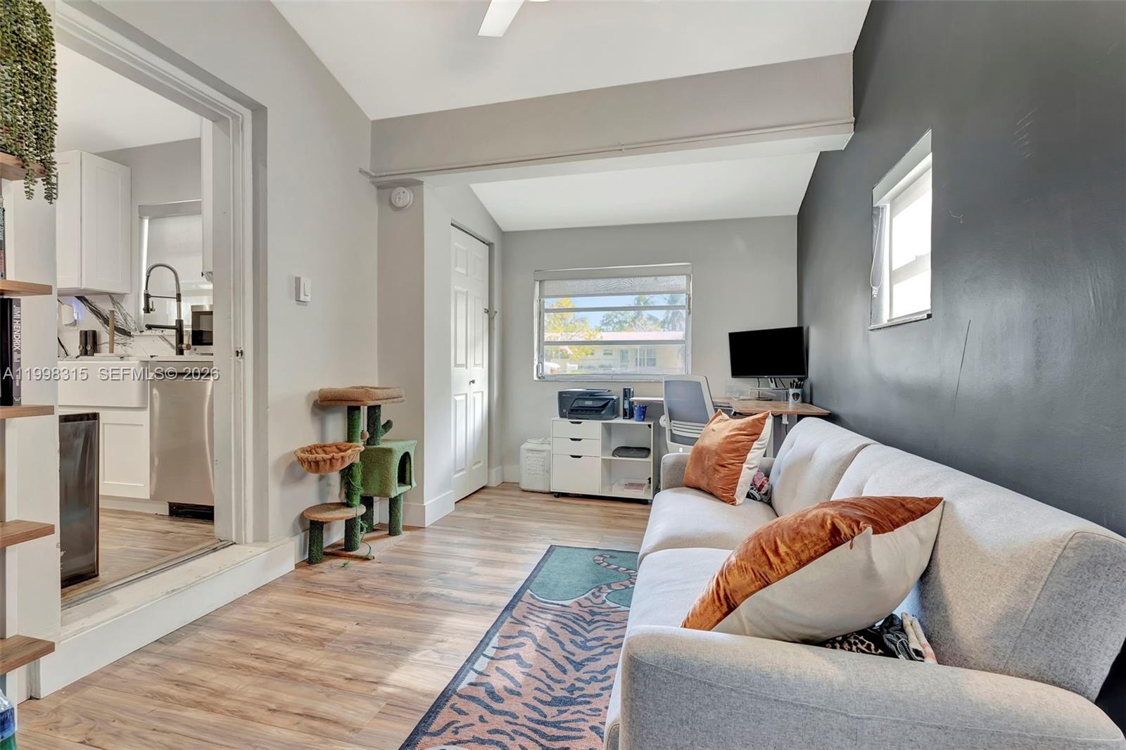 LAKEVIEW HEIGHTS NO 2 - Residential