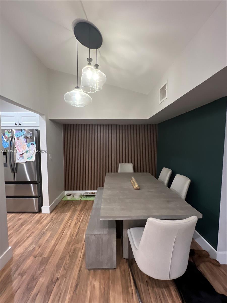 LAKEVIEW HEIGHTS NO 2 - Residential