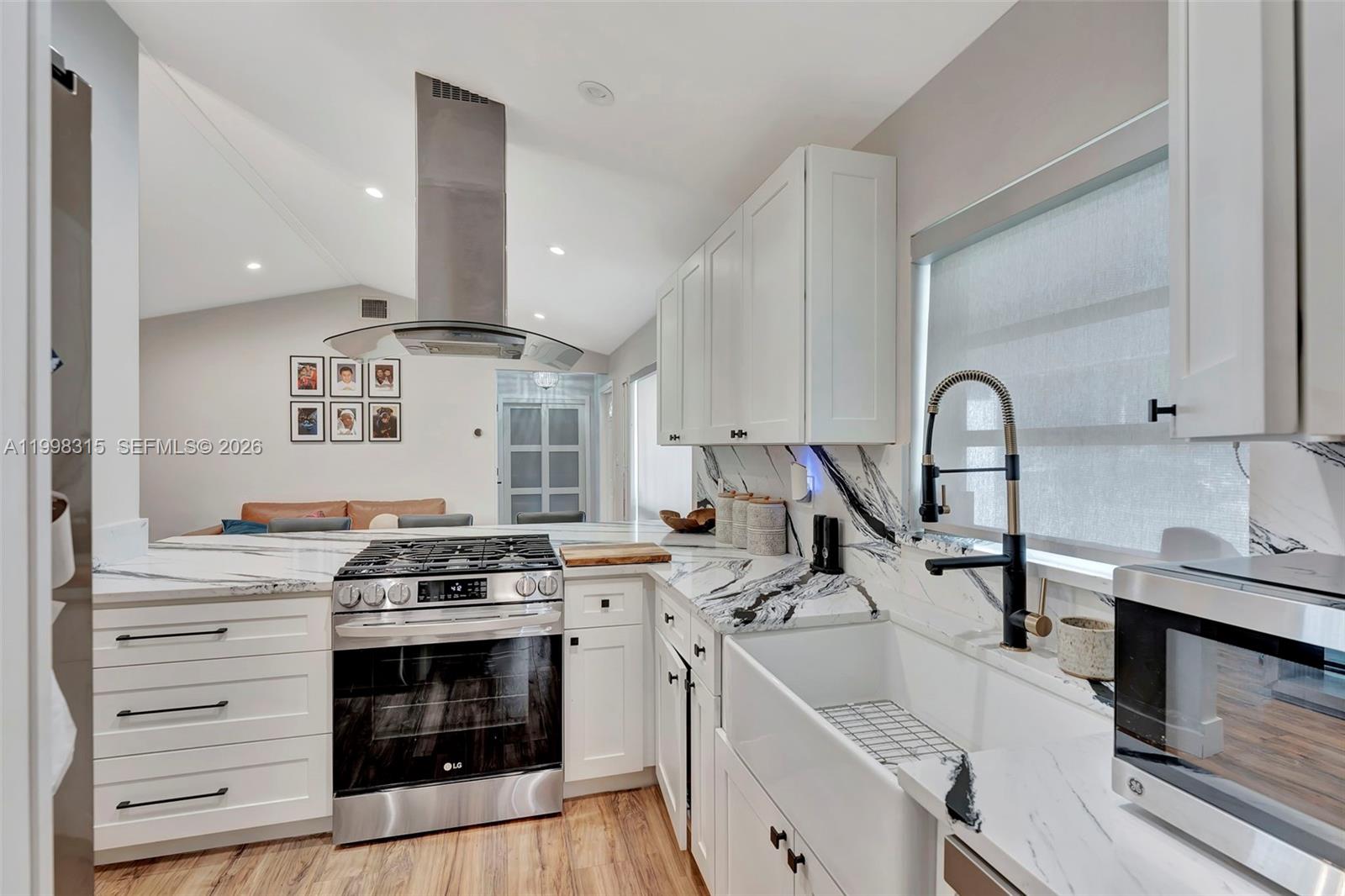 LAKEVIEW HEIGHTS NO 2 - Residential