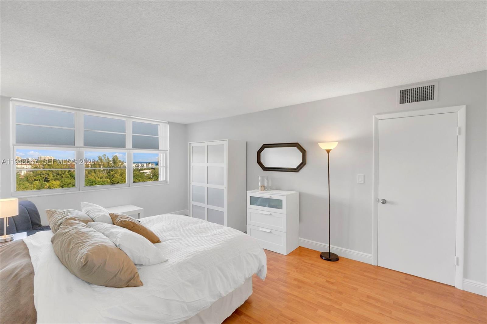 BOCA TOWERS CONDO PORTION - Residential