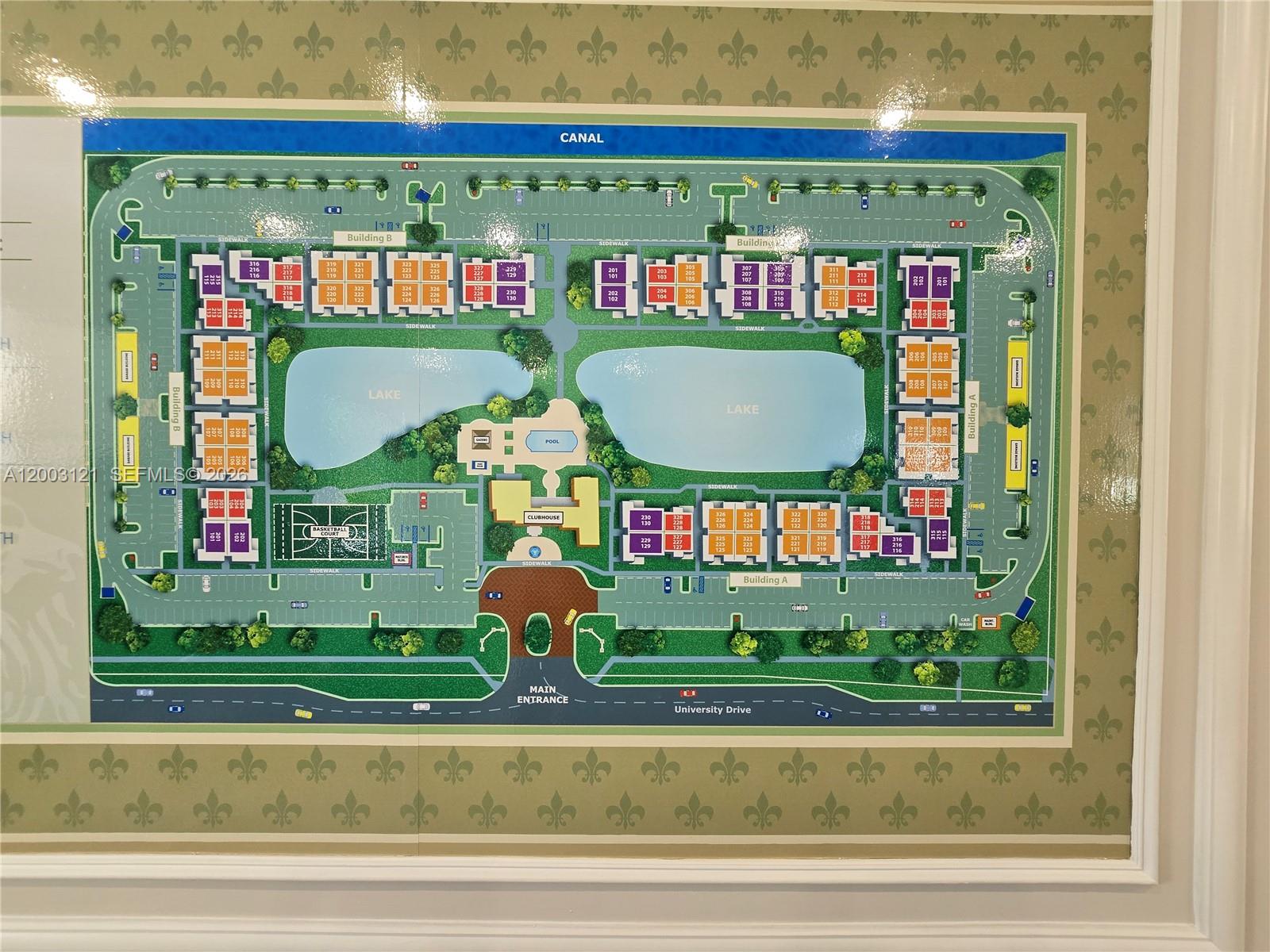 ROYAL GRAND CONDO - Residential