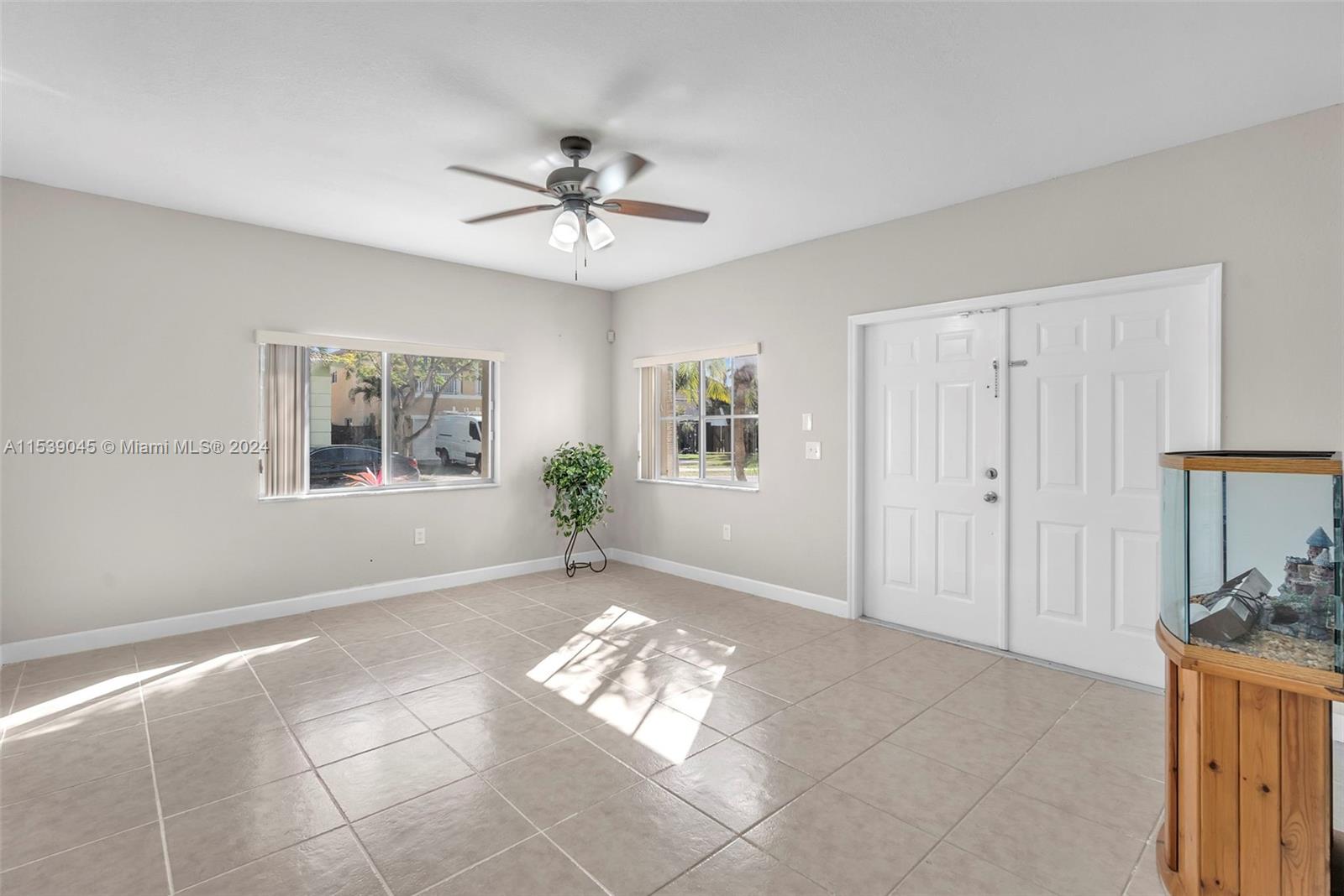 SILVER PALM HOMES - Residential