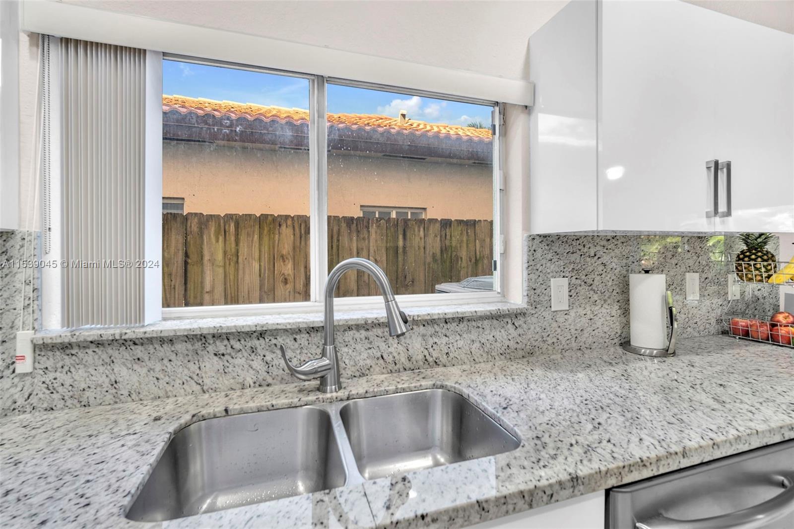 SILVER PALM HOMES - Residential