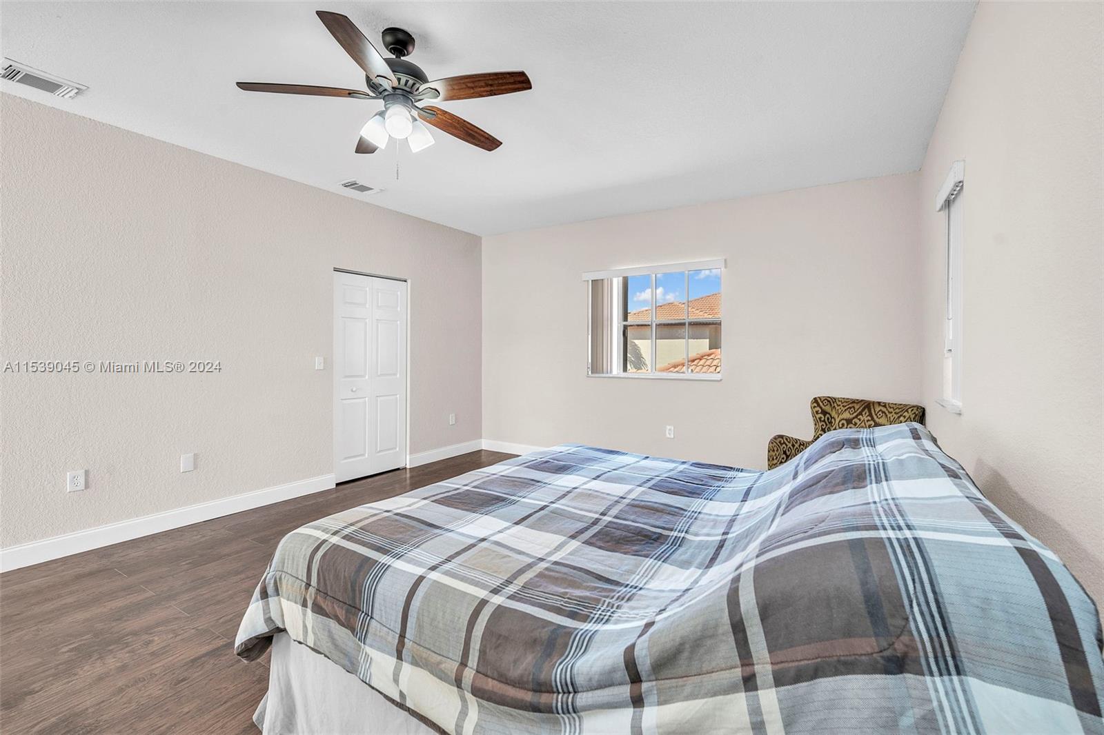 SILVER PALM HOMES - Residential