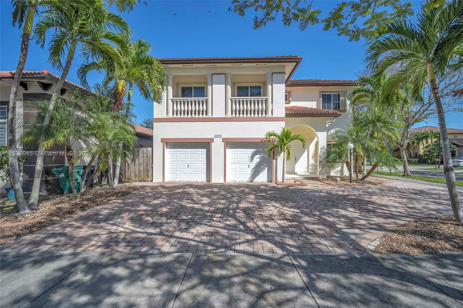 SILVER PALM HOMES - Residential
