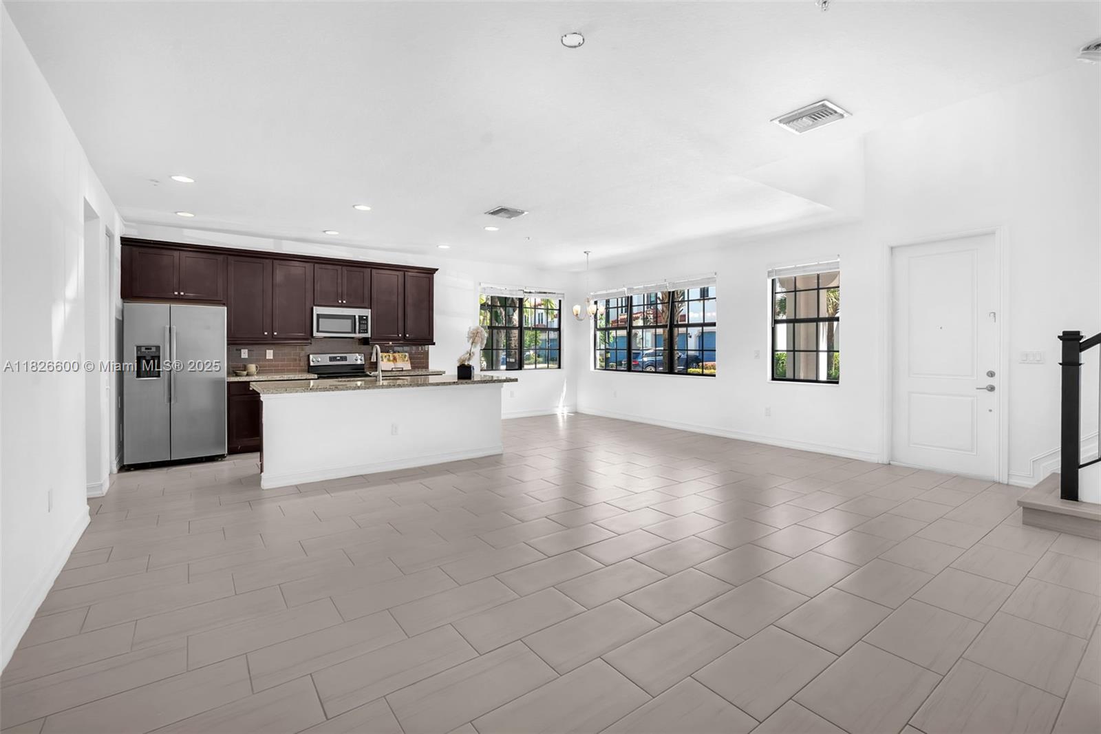 11735 SW 13th Ct