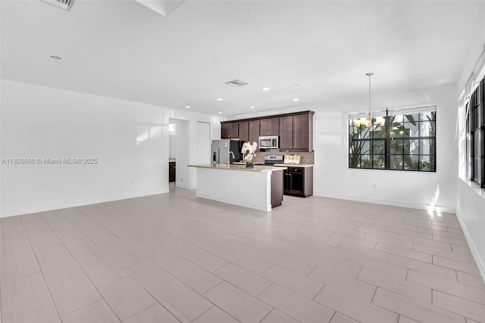 11735 SW 13th Ct