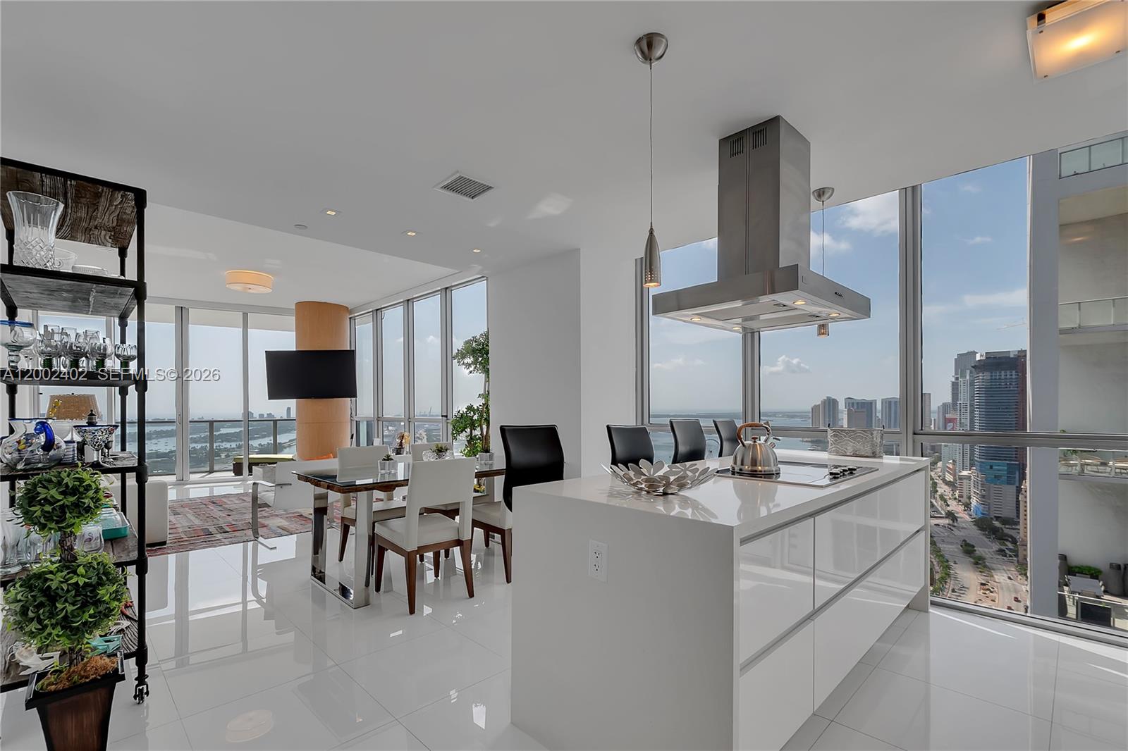 1100 Biscayne Blvd 3901