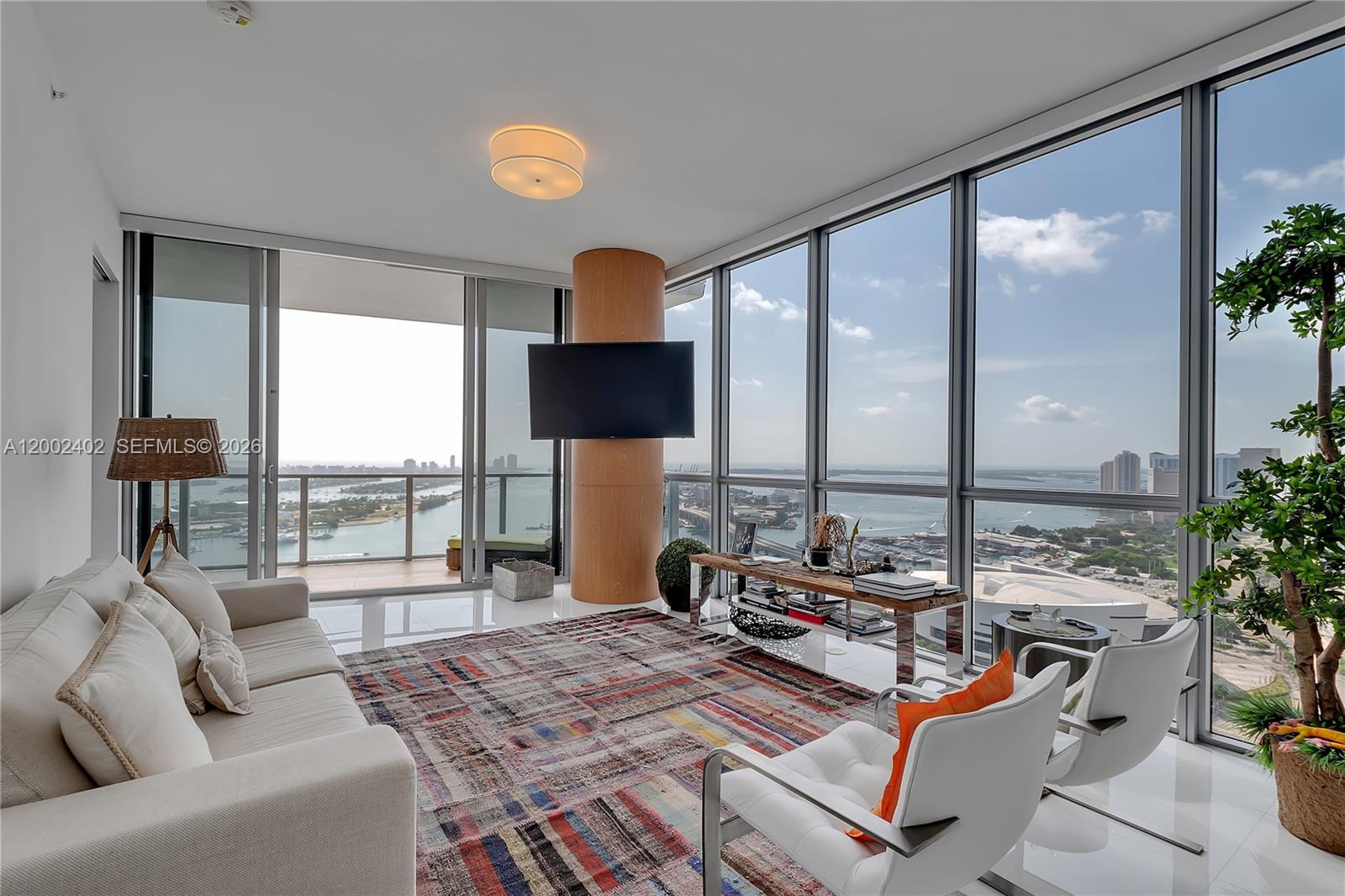 1100 Biscayne Blvd 3901