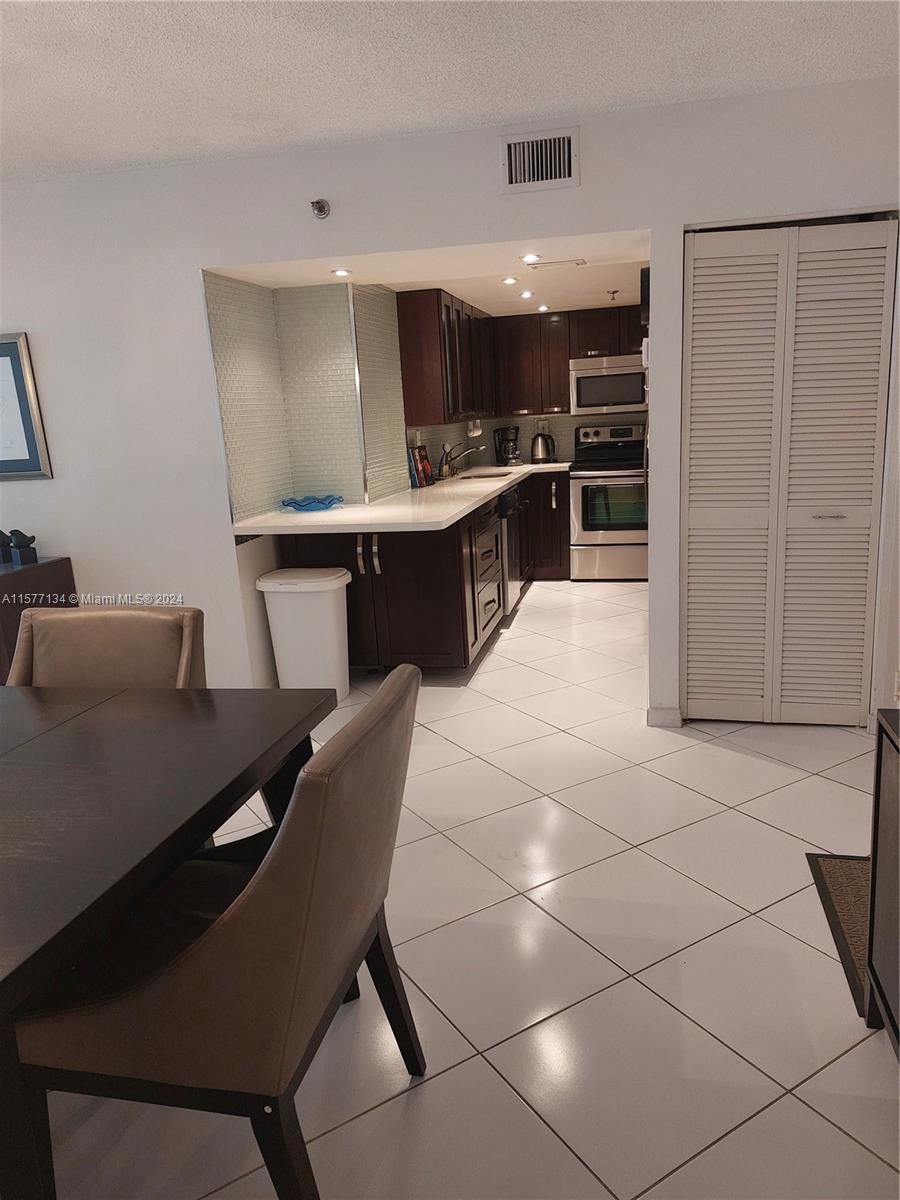 THE RIVIERA CONDO - Residential Lease