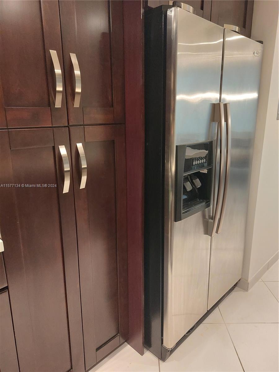 THE RIVIERA CONDO - Residential Lease