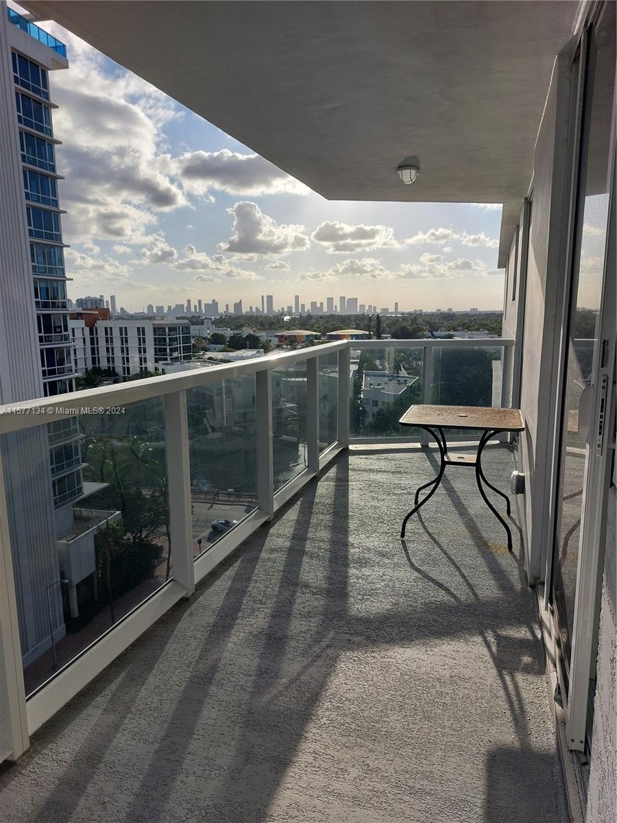 THE RIVIERA CONDO - Residential Lease