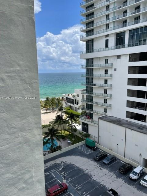 SIAN OCEAN RESIDENCES CON - Residential Lease