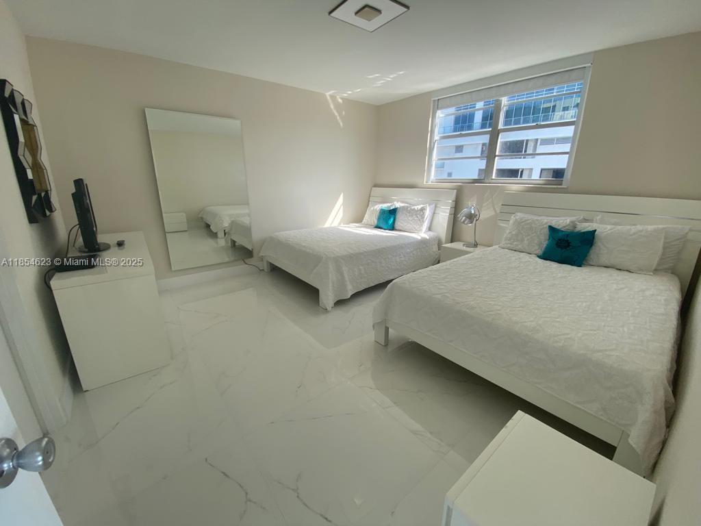 SIAN OCEAN RESIDENCES CON - Residential Lease