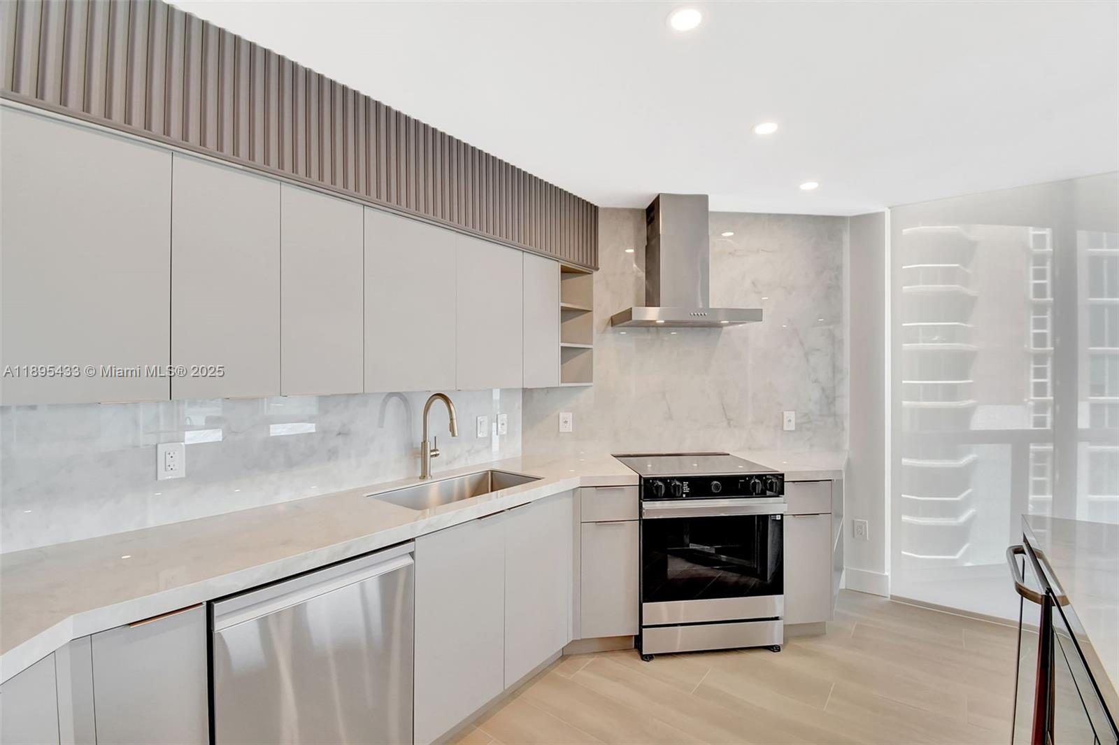 100 HIDDEN BAY CONDO - Residential Lease