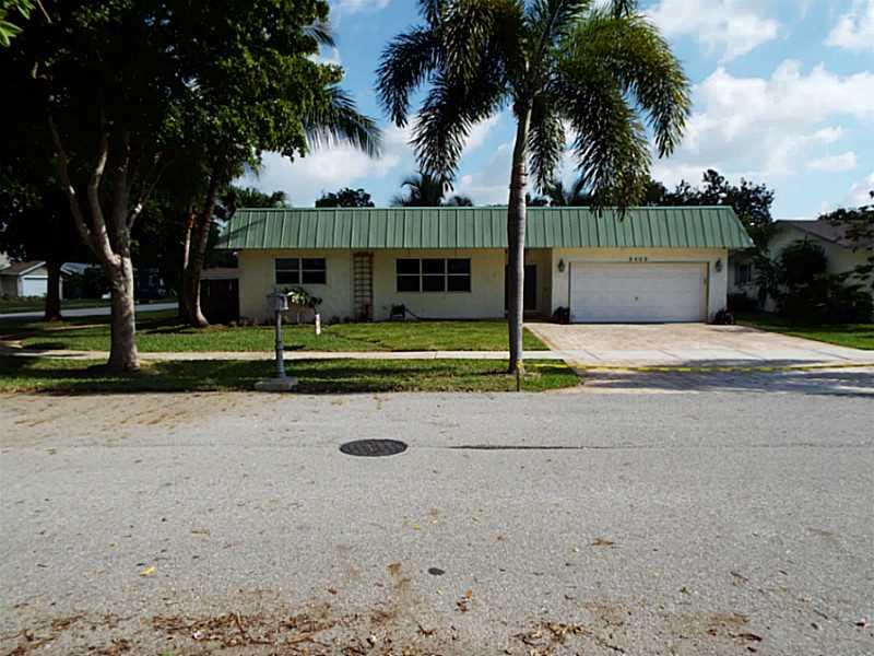 ARROWHEAD GOLF & TENNIS C - Residential