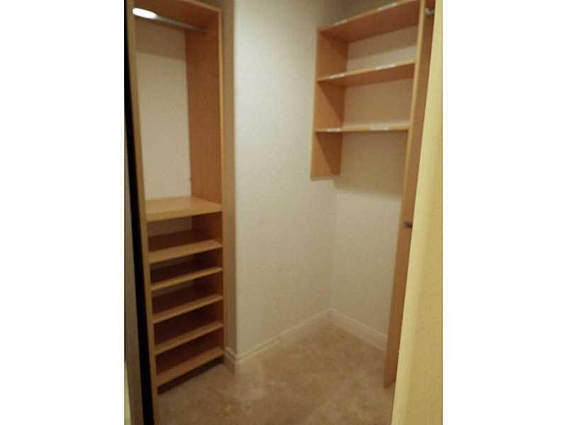 ARROWHEAD GOLF & TENNIS C - Residential