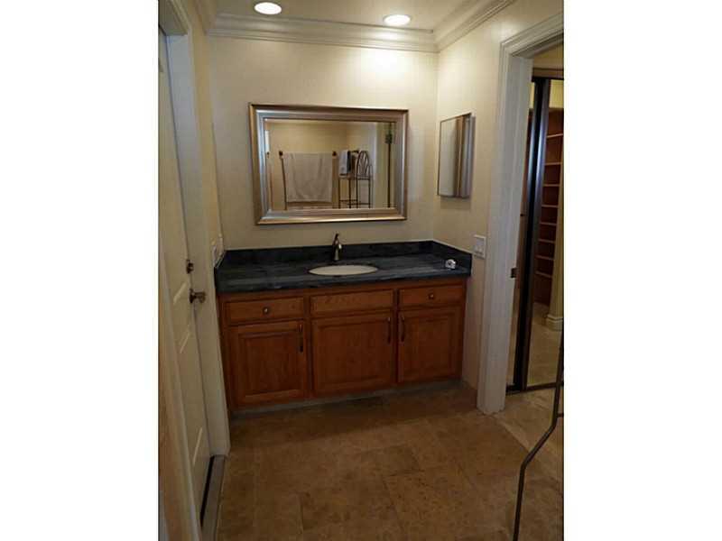 ARROWHEAD GOLF & TENNIS C - Residential