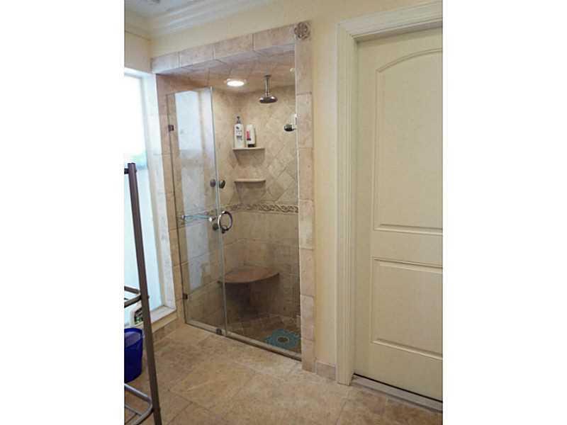 ARROWHEAD GOLF & TENNIS C - Residential