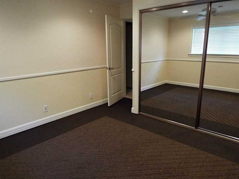 ARROWHEAD GOLF & TENNIS C - Residential