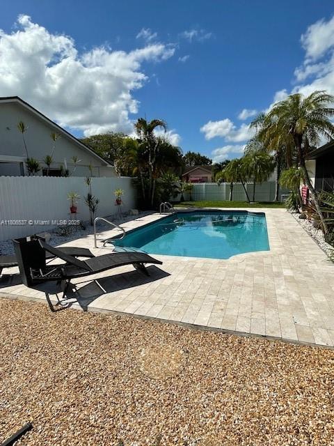 EMAUS PINES - Residential