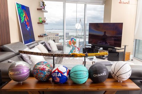 View photos, virtual tours, details... 465 Brickell Ave 5101 Miami FL 33131