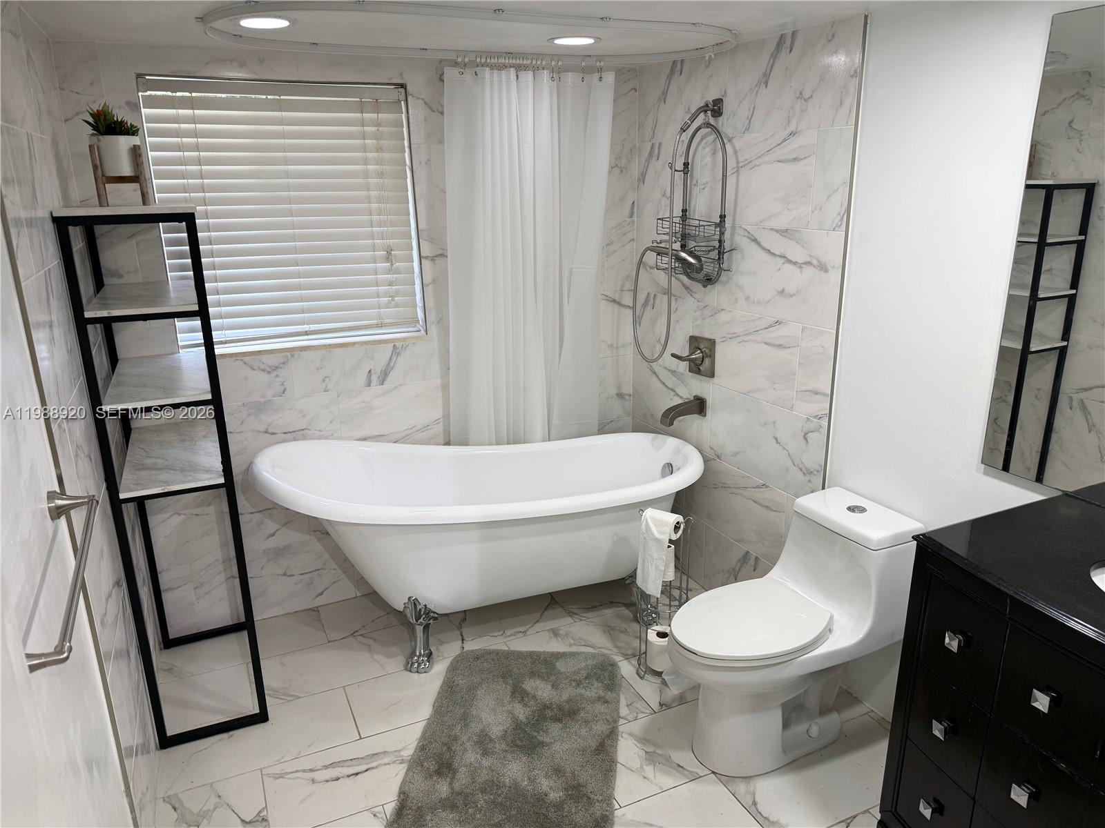 HARBOR VILLAGE SEC H - Residential Lease