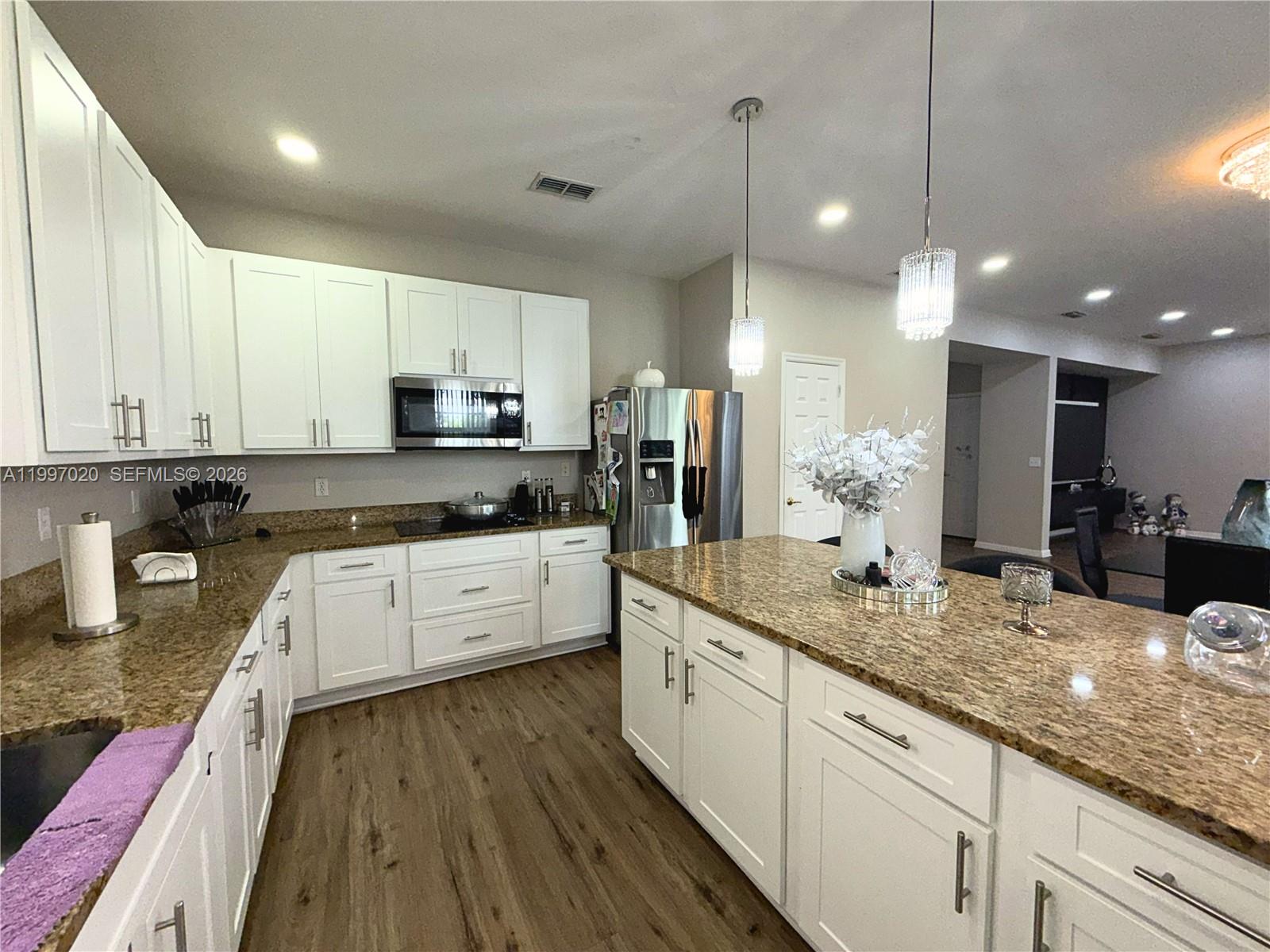 LEGACY PARK PH 02 - Residential