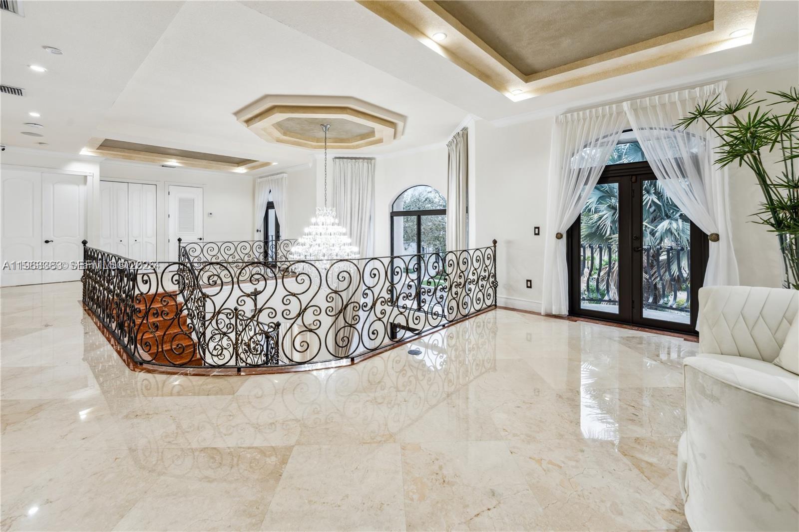 6TH ADDN TO ROYAL OAKS - Residential